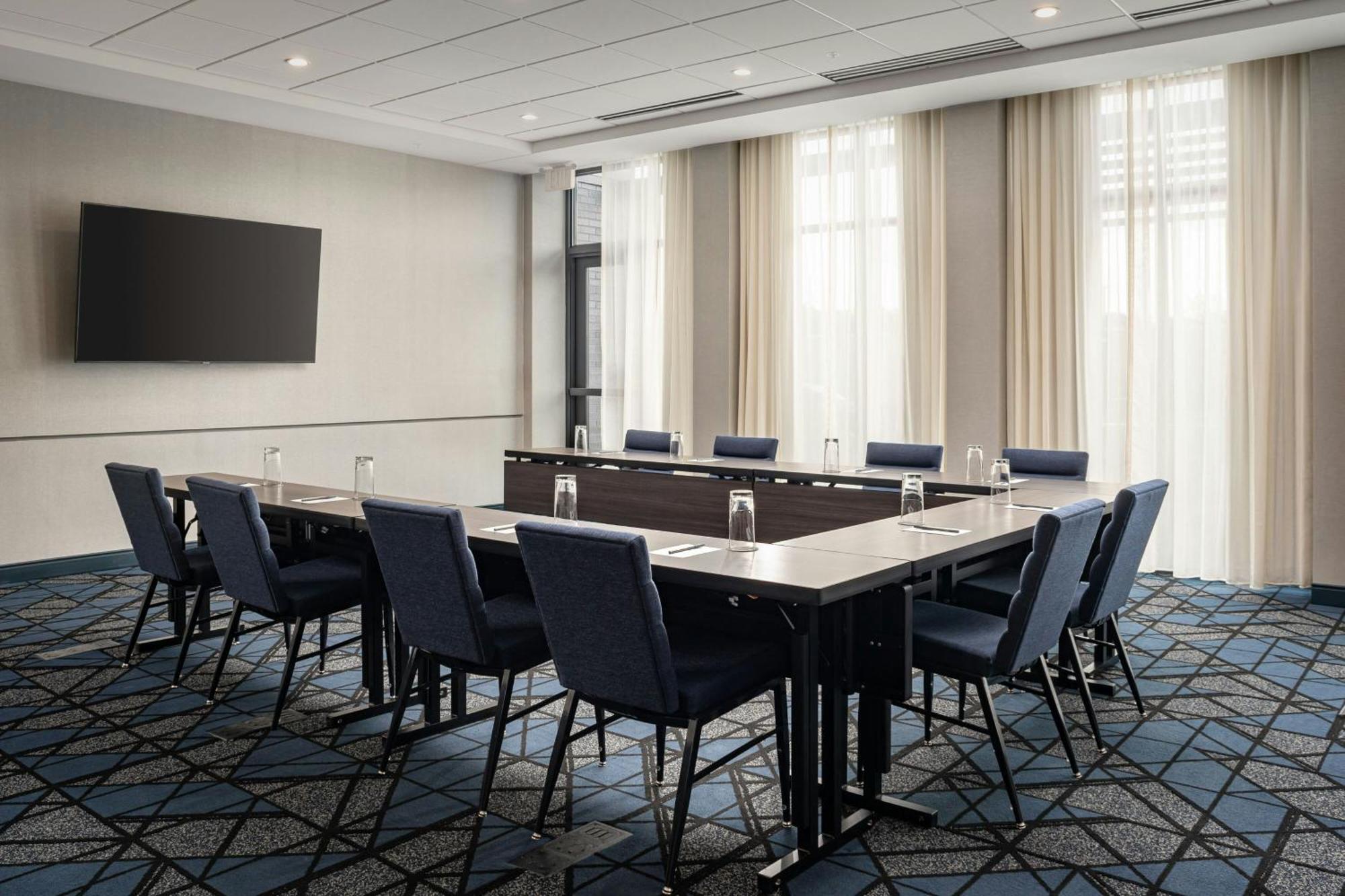 Courtyard By Marriott Cleveland Tn Hotel Bagian luar foto