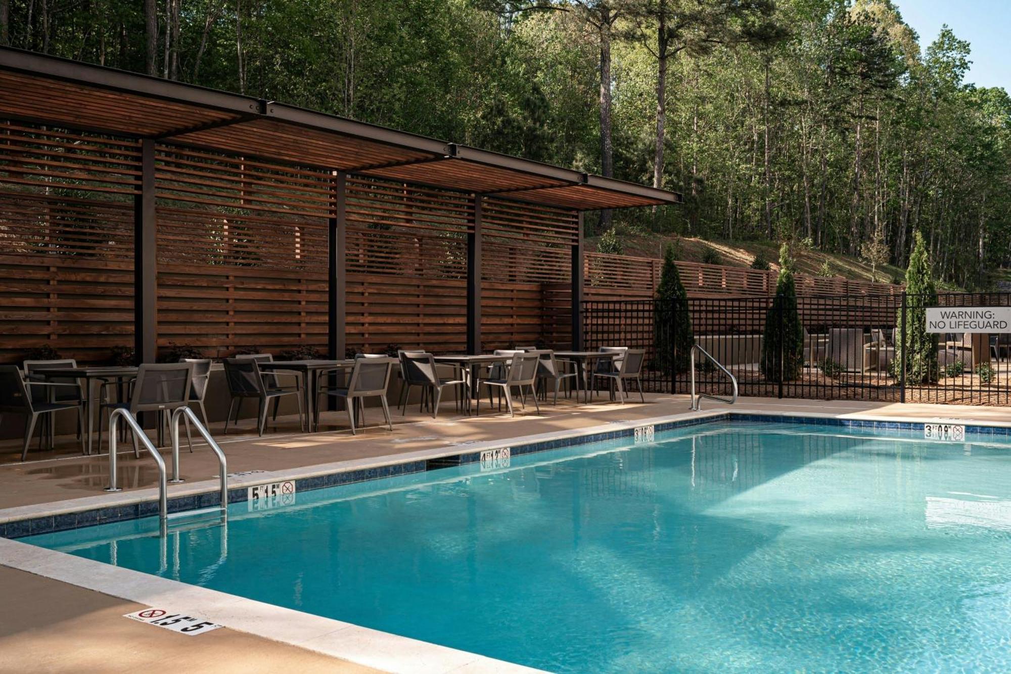 Courtyard By Marriott Cleveland Tn Hotel Bagian luar foto