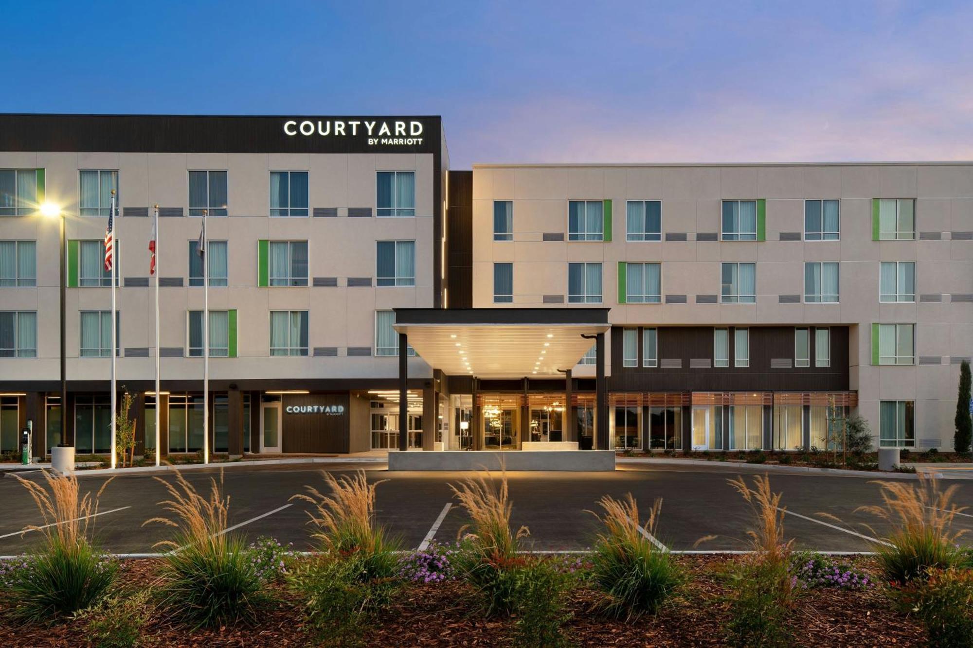 Courtyard By Marriott Cleveland Tn Hotel Bagian luar foto