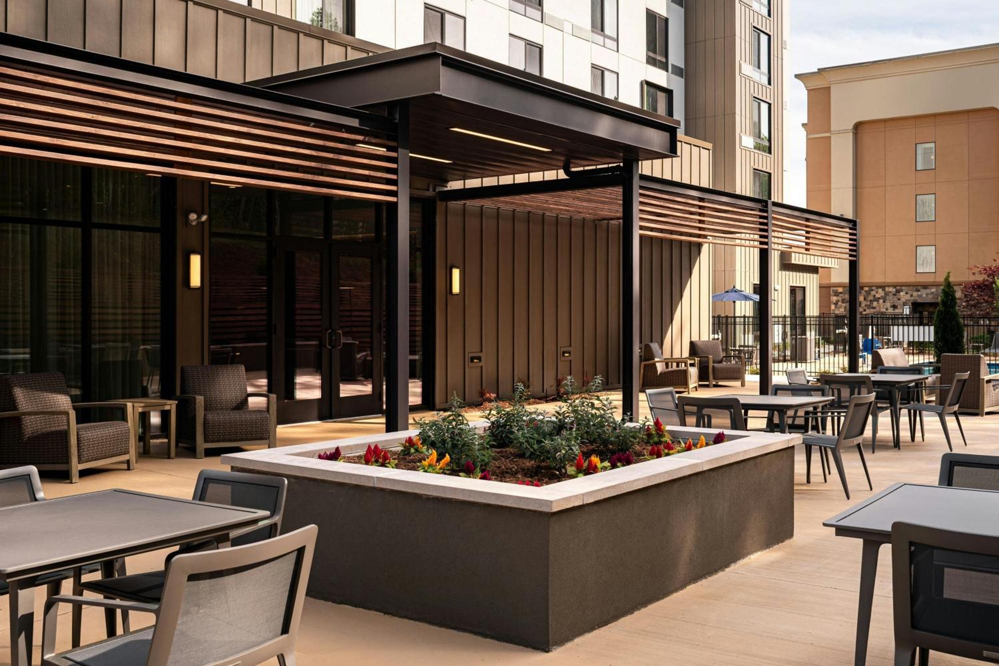 Courtyard By Marriott Cleveland Tn Hotel Bagian luar foto